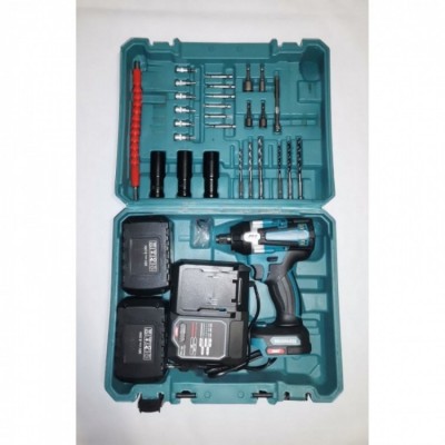 Акумулаторен ударен комбиниран гайковерт-винтоверт + инструменти в куфар Акумулаторен ударен комбиниран гайковерт-винтоверт + инструменти в куфар